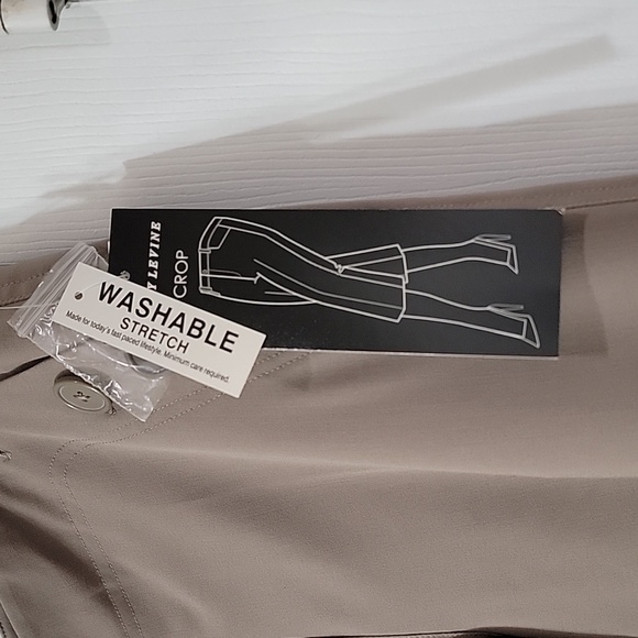 Women's Larry Levine Khaki Crop Pants Size 6 - Picture 2 of 5